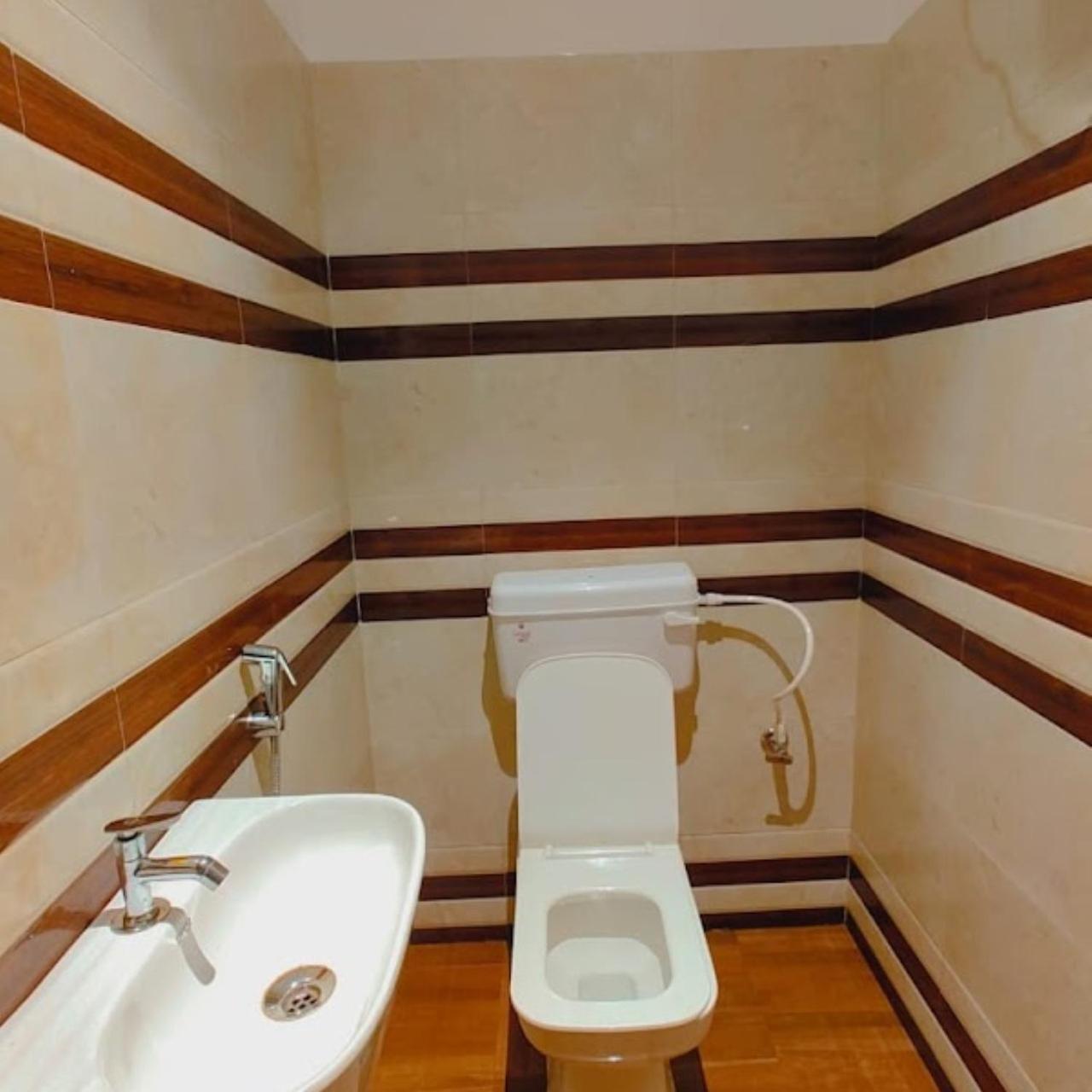 Hotel The Ramay Palace Ayodhya Buitenkant foto